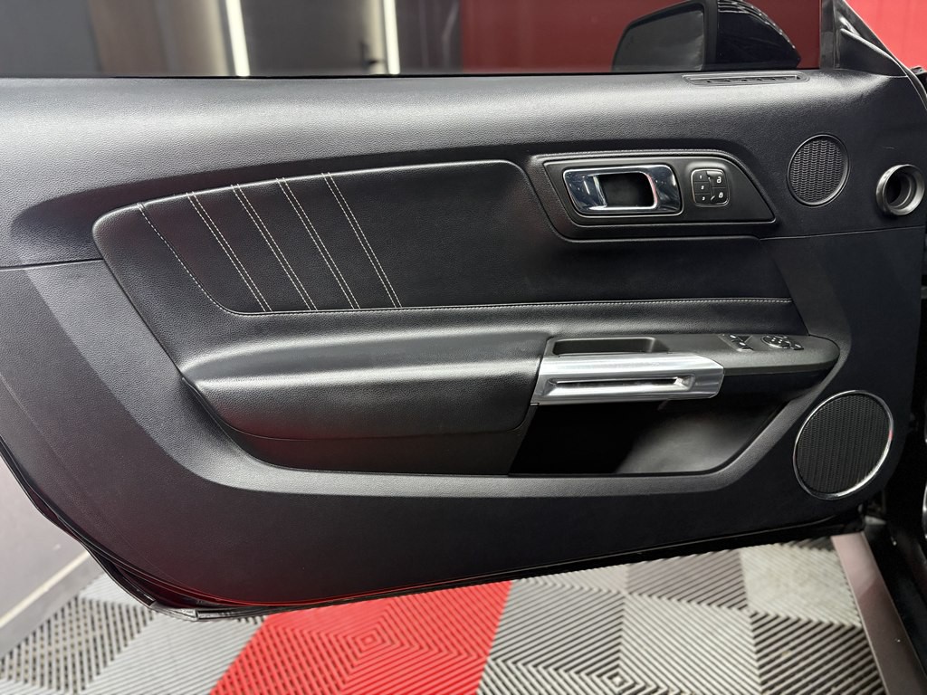 2016 Ford Mustang Image 7