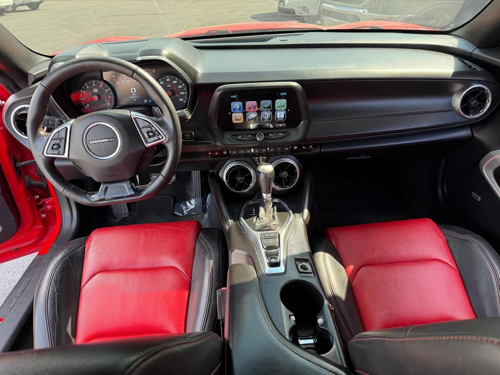 2016 Chevrolet Camaro Image 12
