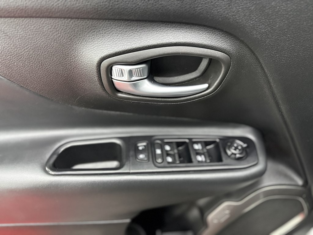 2018 Jeep Renegade Image 8