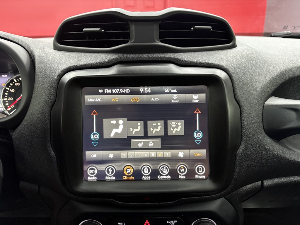 2018 Jeep Renegade Image 21
