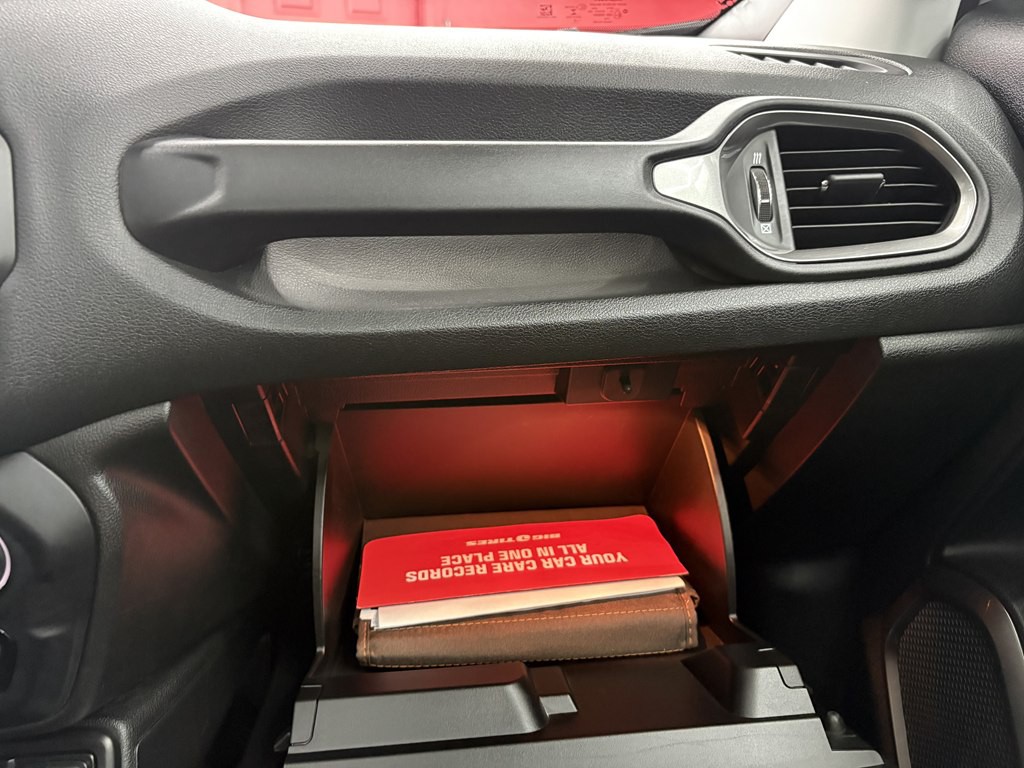 2018 Jeep Renegade Image 29