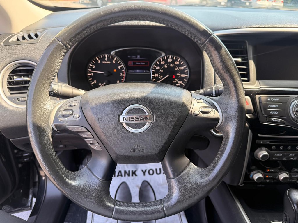 2018 Nissan Pathfinder Image 12