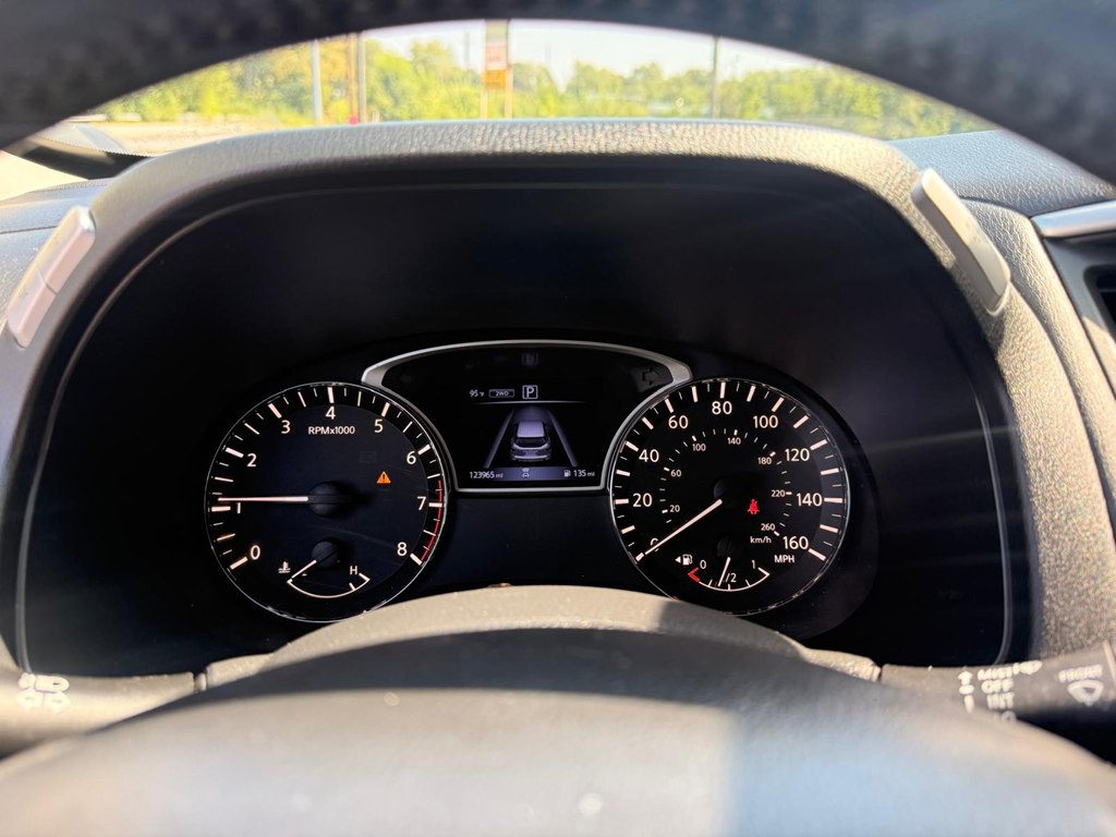 2018 Nissan Pathfinder Image 13