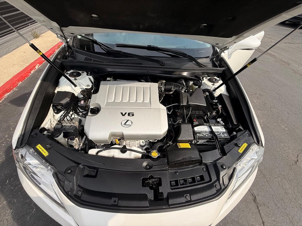 2014 Lexus ES Image 26