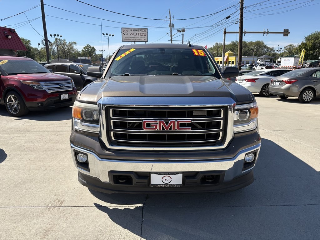 2015 GMC Sierra Image 2