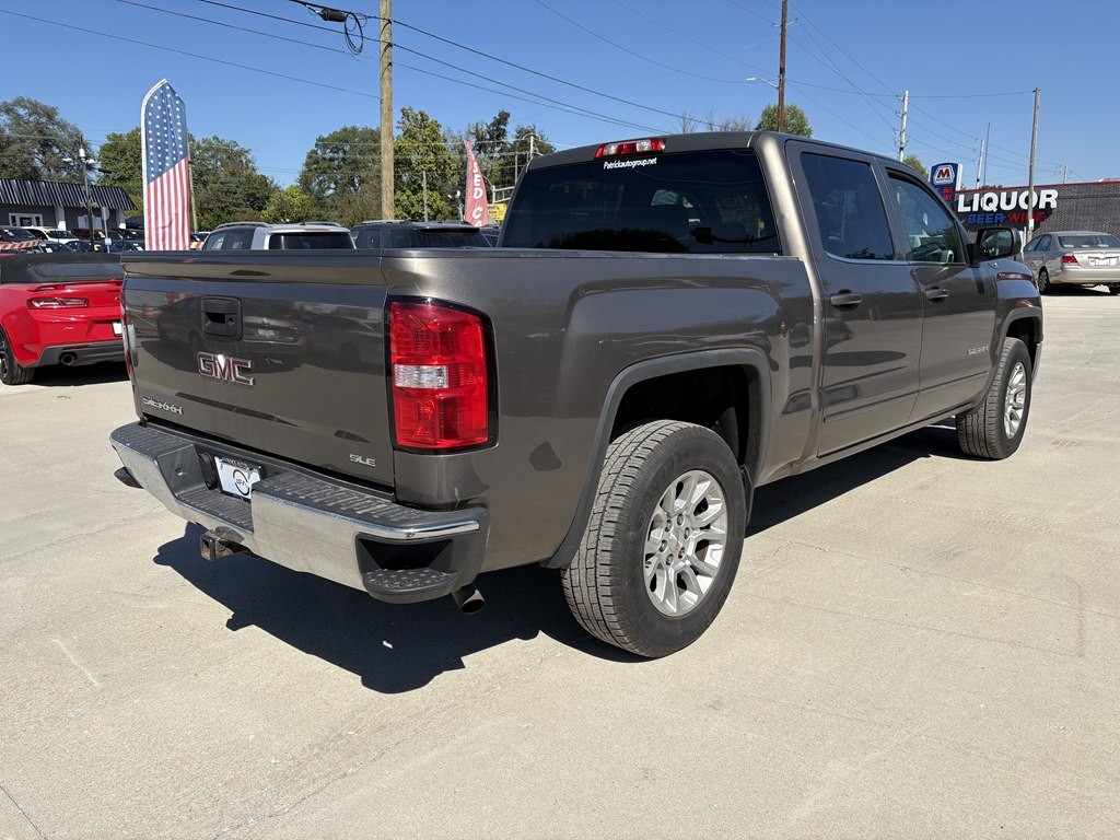 2015 GMC Sierra Image 4