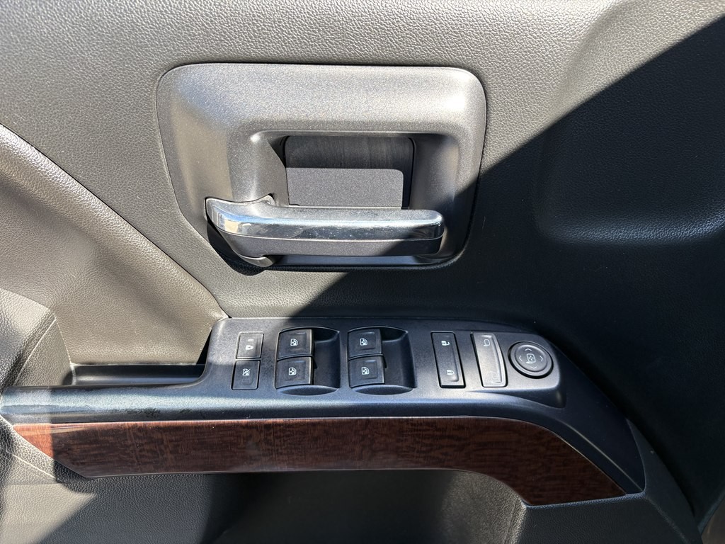 2015 GMC Sierra Image 8