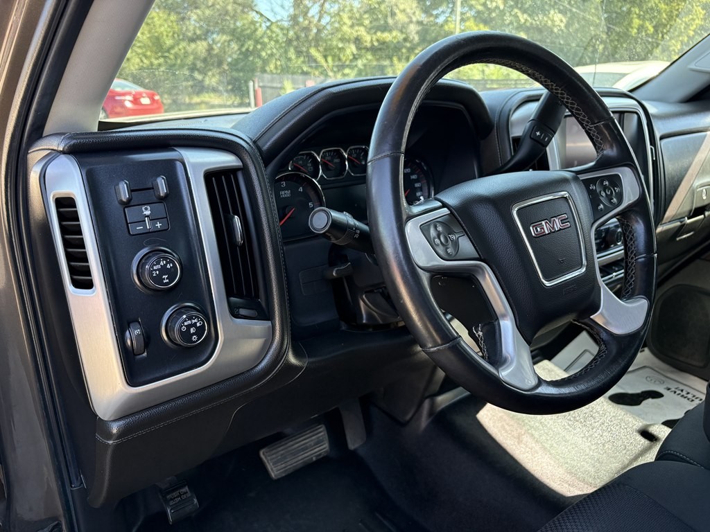 2015 GMC Sierra Image 14