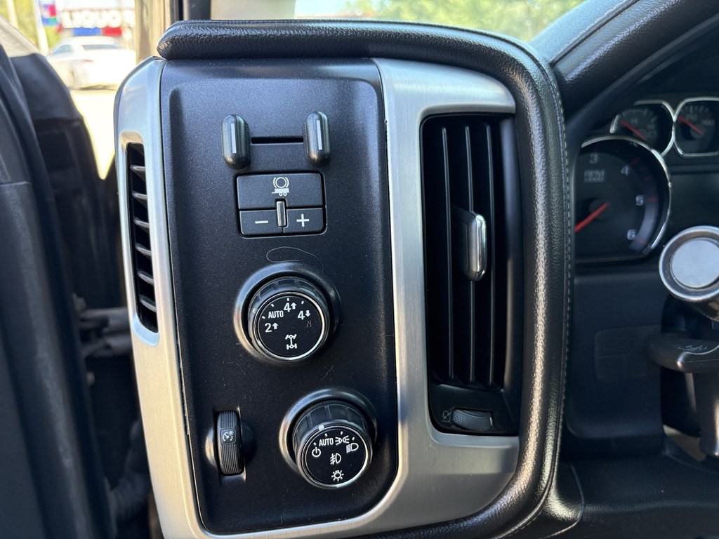 2015 GMC Sierra Image 15