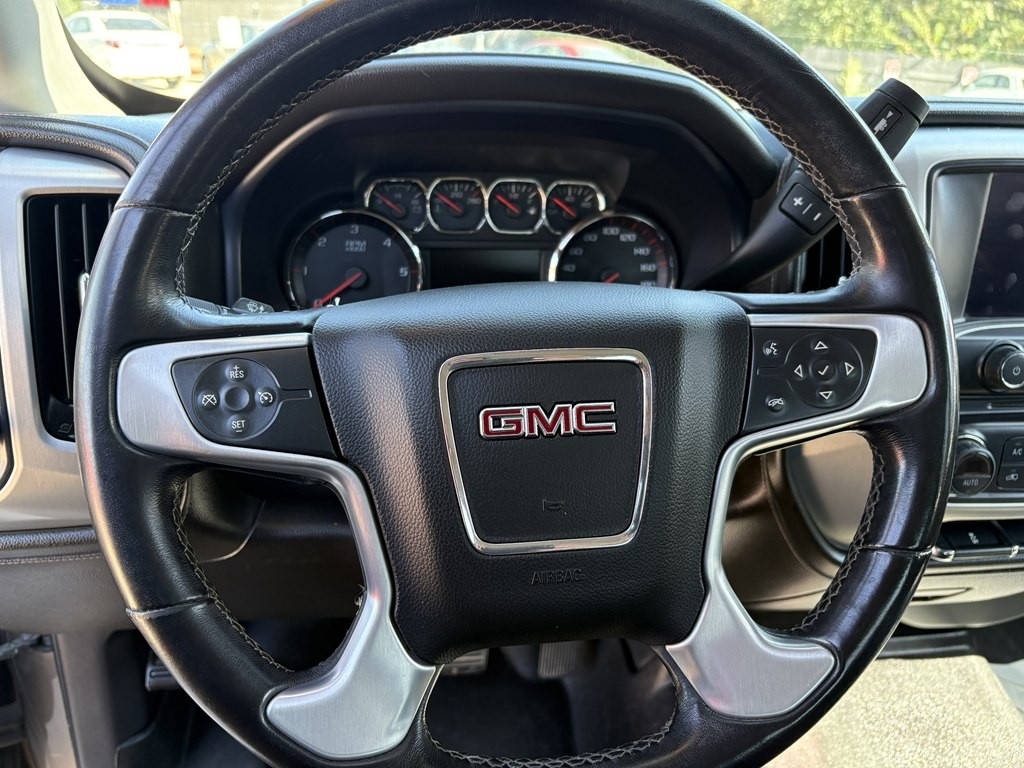 2015 GMC Sierra Image 16