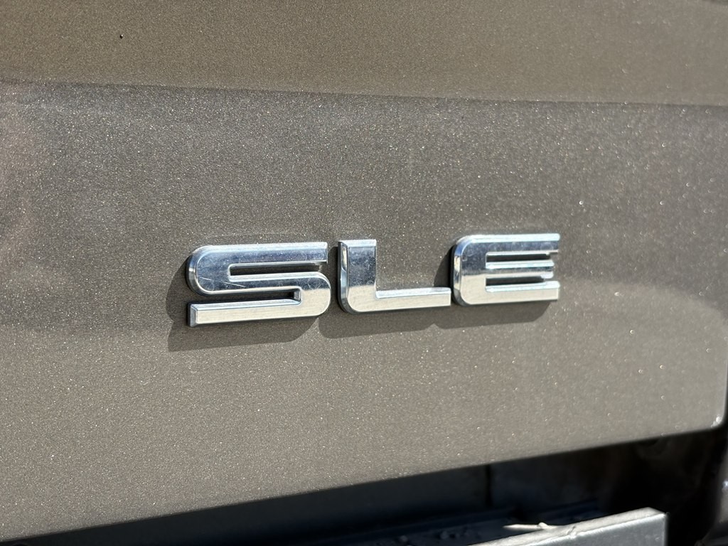 2015 GMC Sierra Image 30