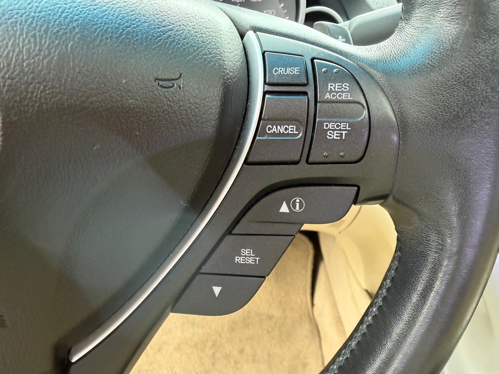 2009 Acura TL Image 17
