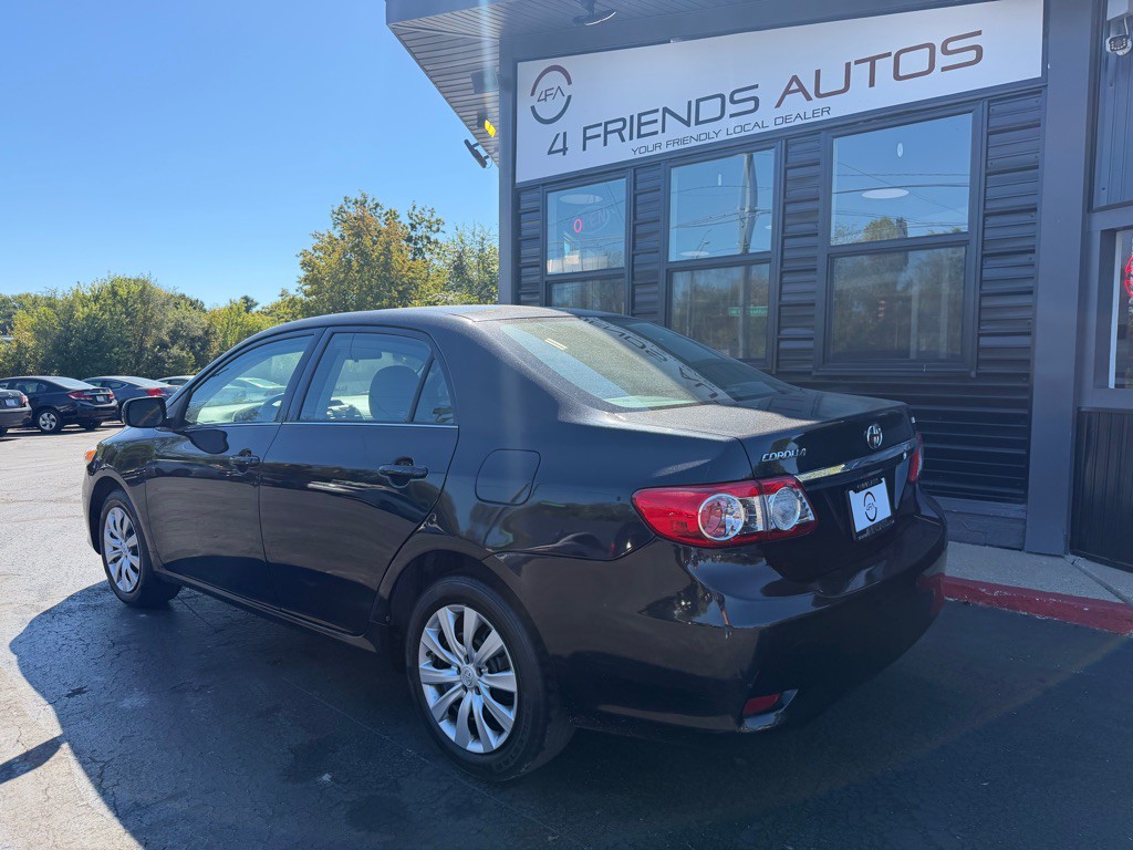 2013 Toyota Corolla Image 5