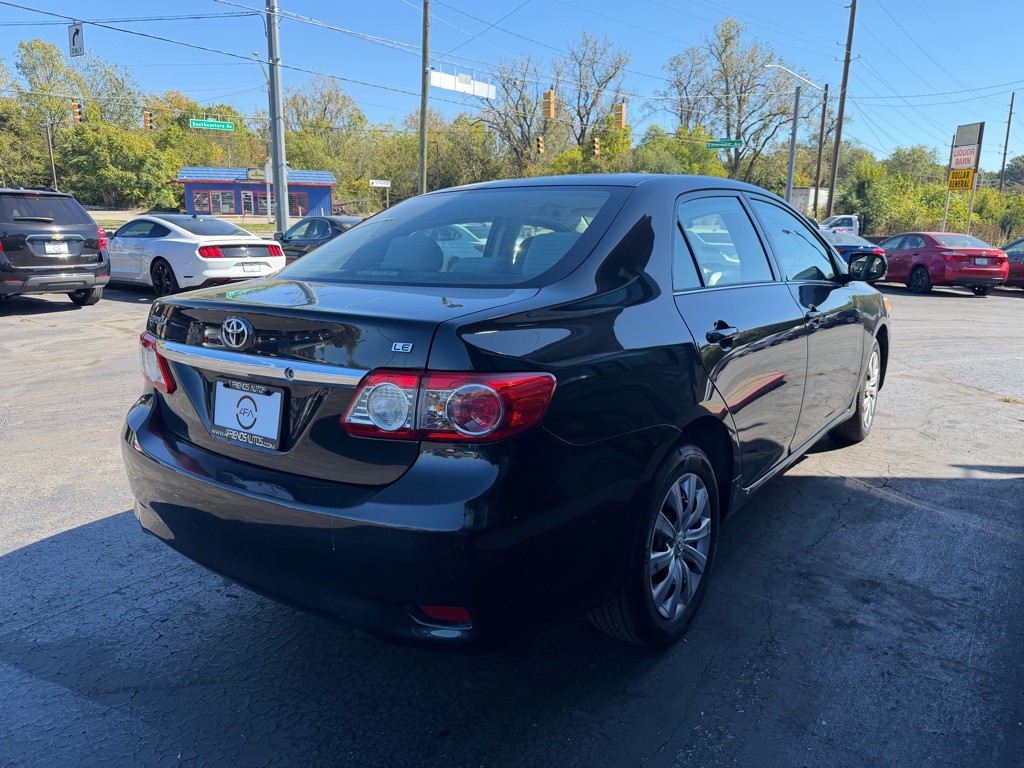 2013 Toyota Corolla Image 6