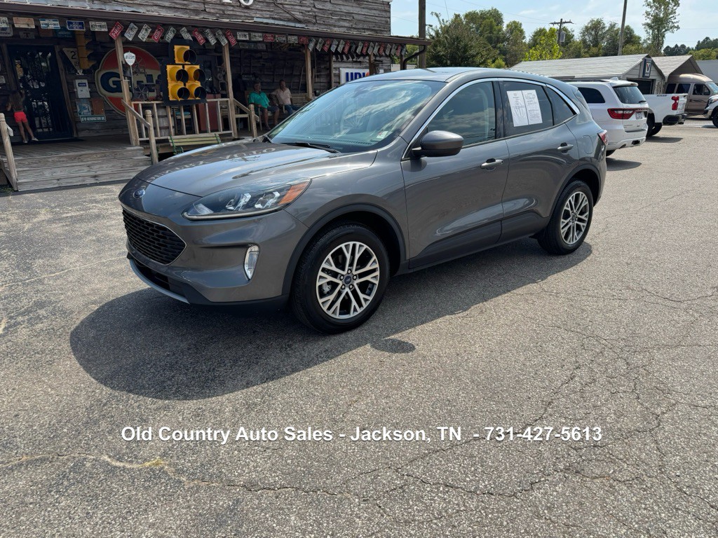 2022 Ford Escape Image 2