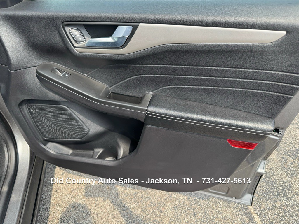 2022 Ford Escape Image 13