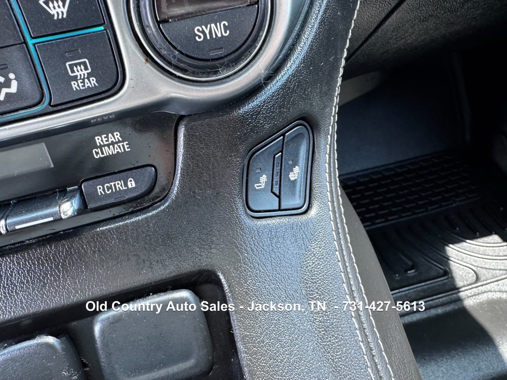 2015 Chevrolet Tahoe Image 32