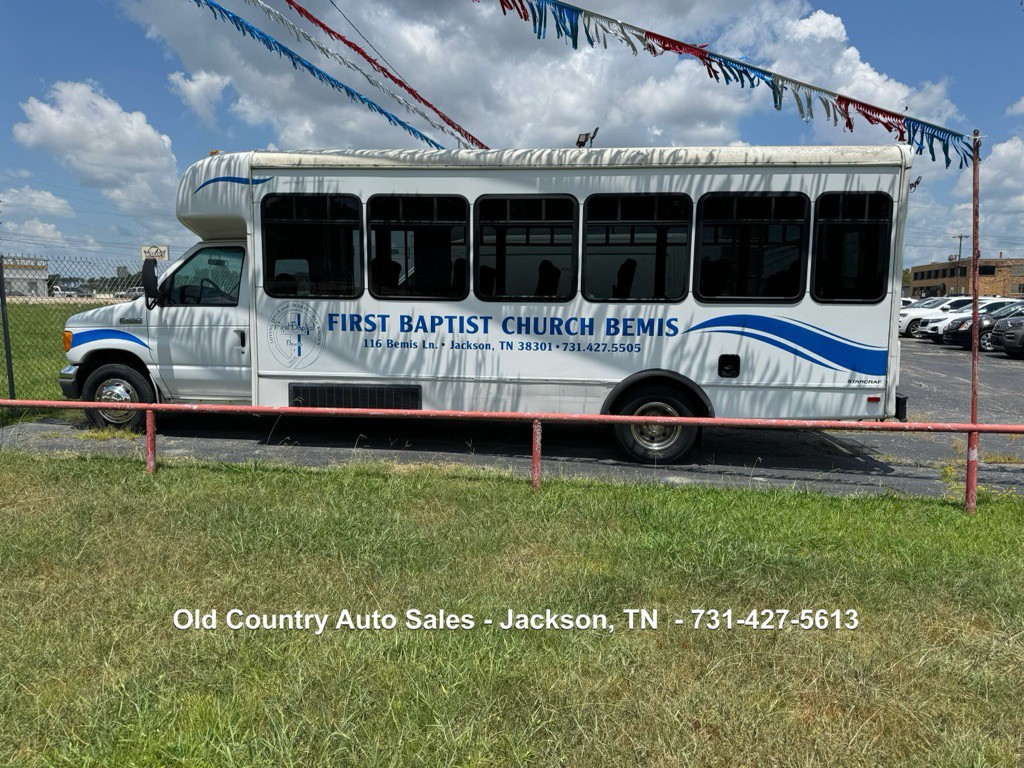 2006 Ford Econoline Image 4