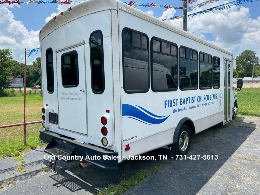2006 Ford Econoline Image 6
