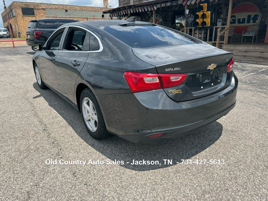 2018 Chevrolet Malibu Image 8