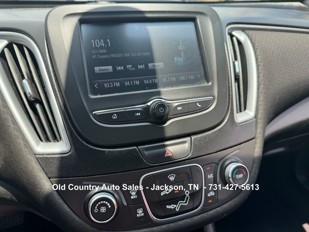 2018 Chevrolet Malibu Image 22