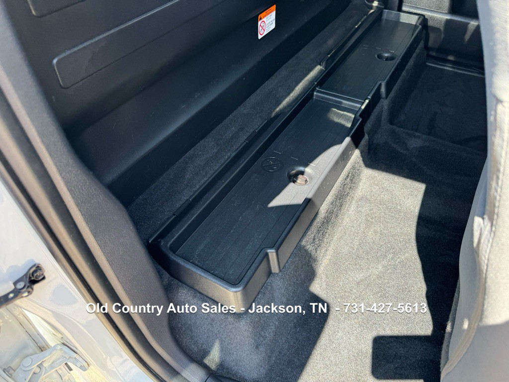 2020 Toyota Tacoma Image 21