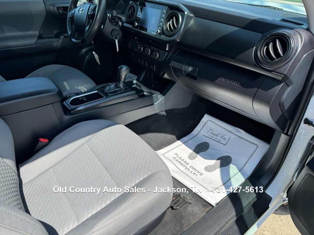 2020 Toyota Tacoma Image 23