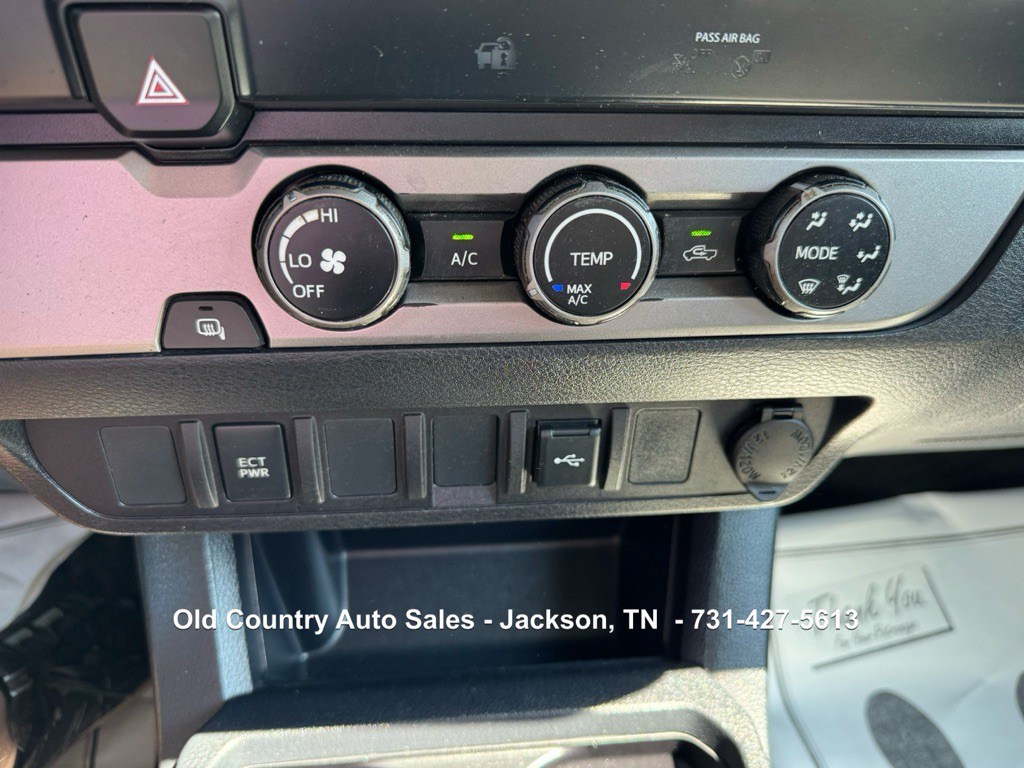 2020 Toyota Tacoma Image 28