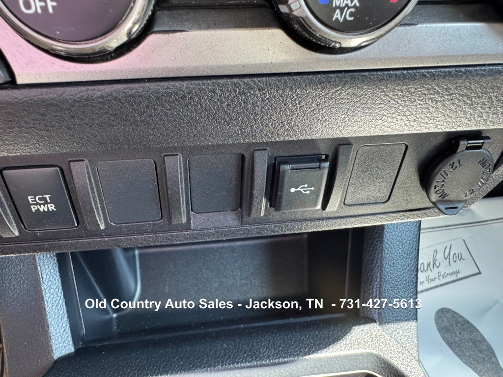 2020 Toyota Tacoma Image 29