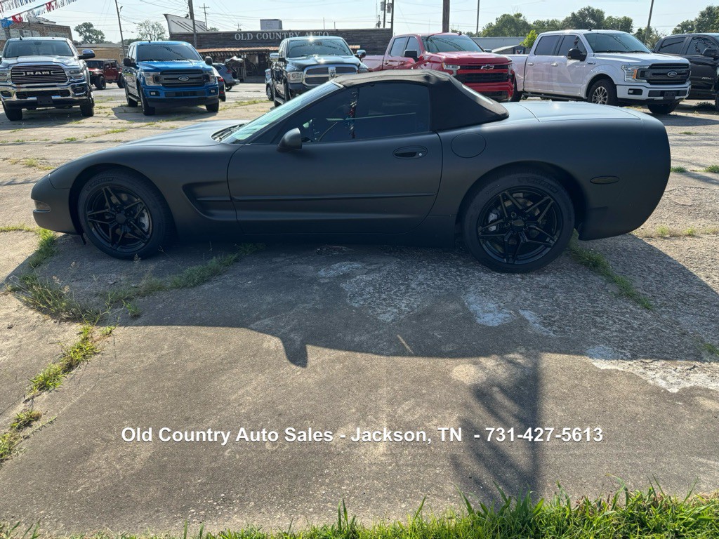 2003 Chevrolet Corvette Image 1