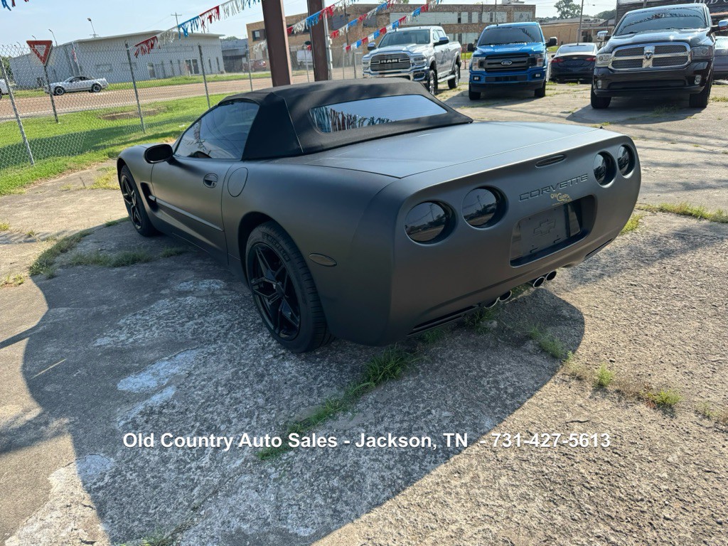 2003 Chevrolet Corvette Image 8