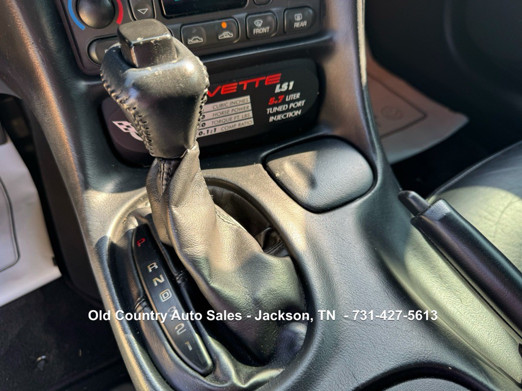 2003 Chevrolet Corvette Image 22