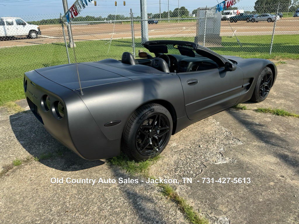 2003 Chevrolet Corvette Image 25