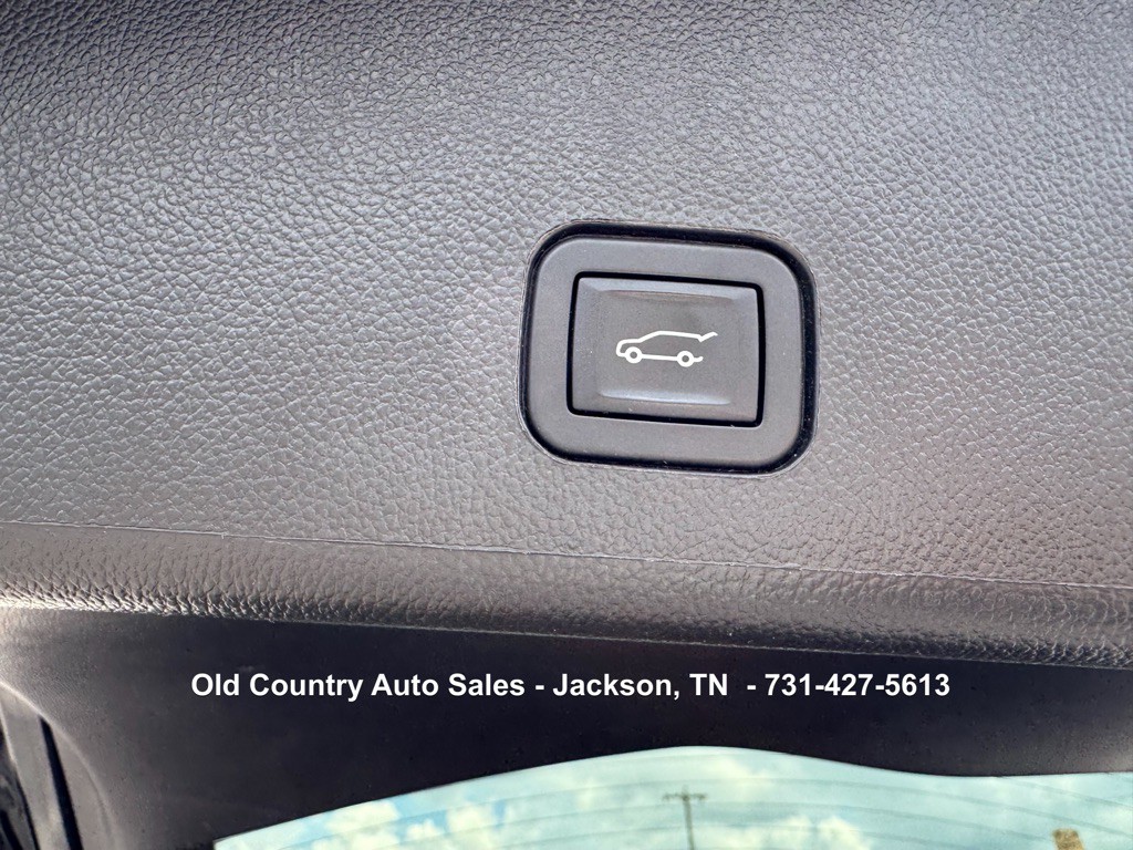 2016 Cadillac SRX Image 17