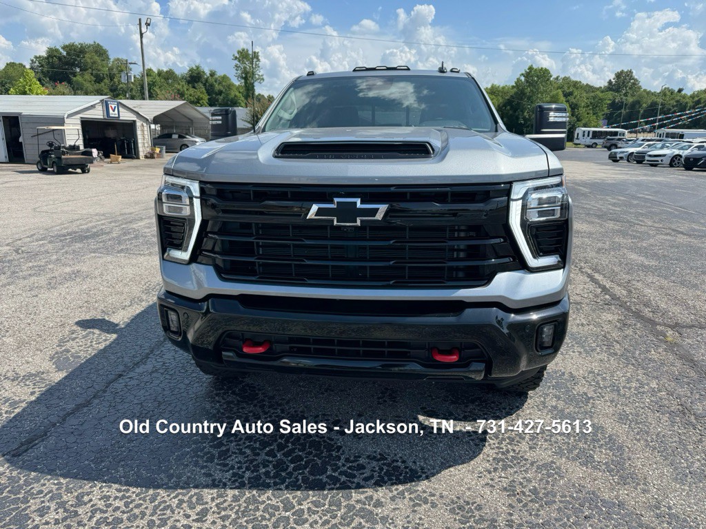 2025 Chevrolet Silverado 1500 Image 3