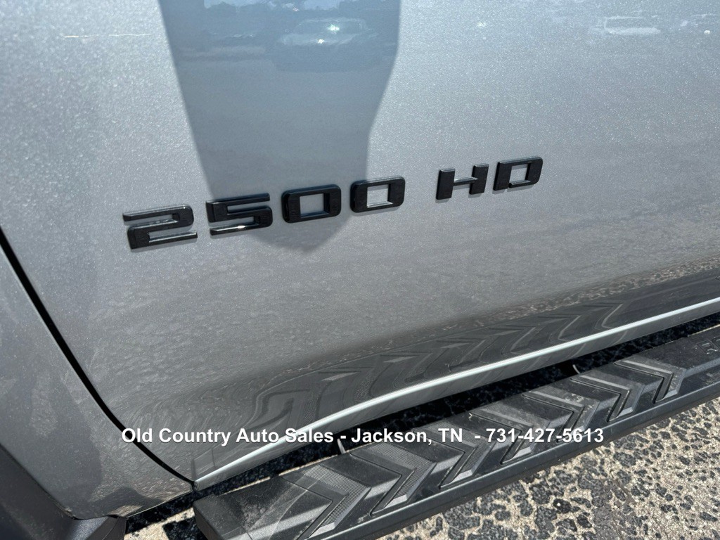 2025 Chevrolet Silverado 1500 Image 9