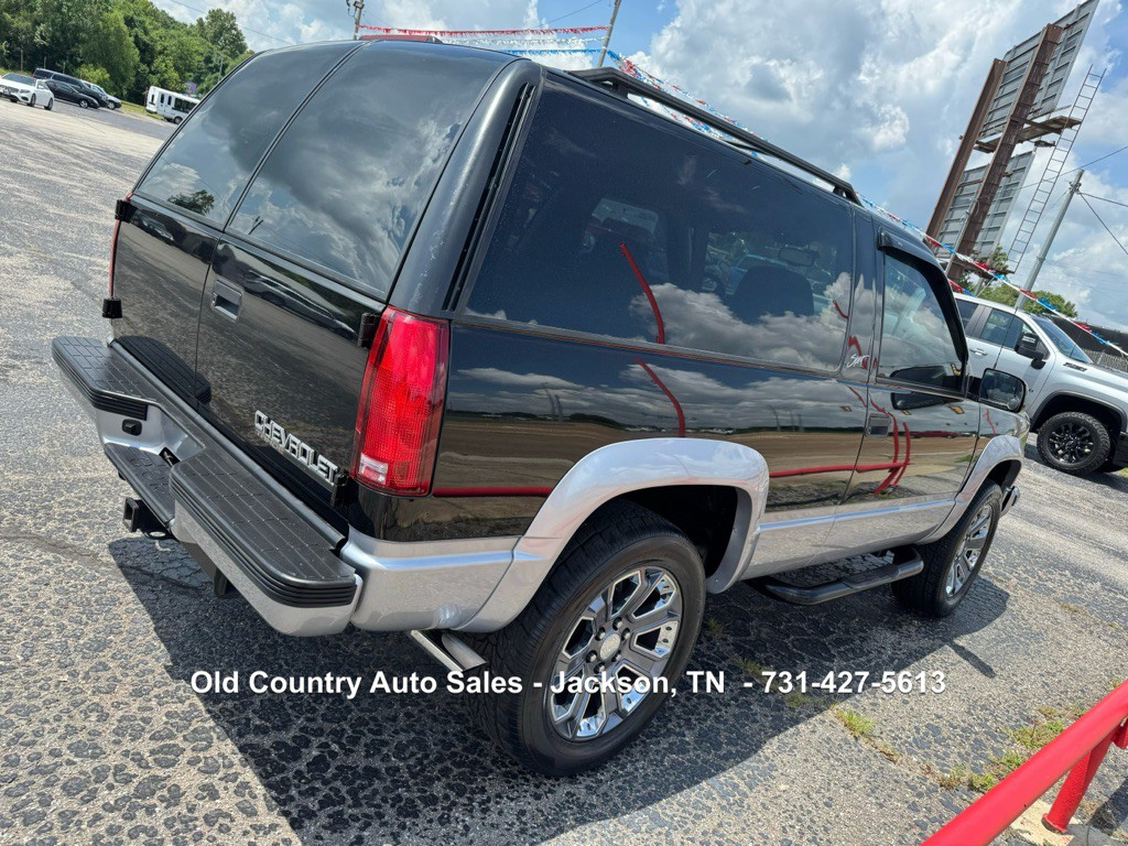 1997 Chevrolet Tahoe Image 4