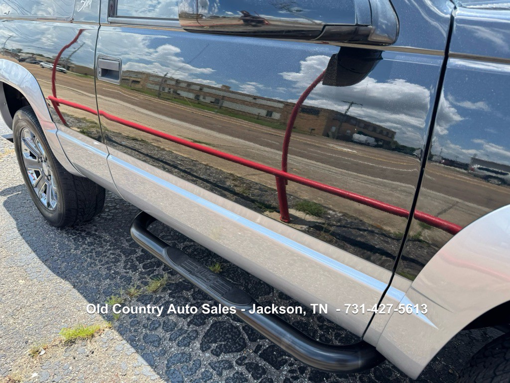 1997 Chevrolet Tahoe Image 19