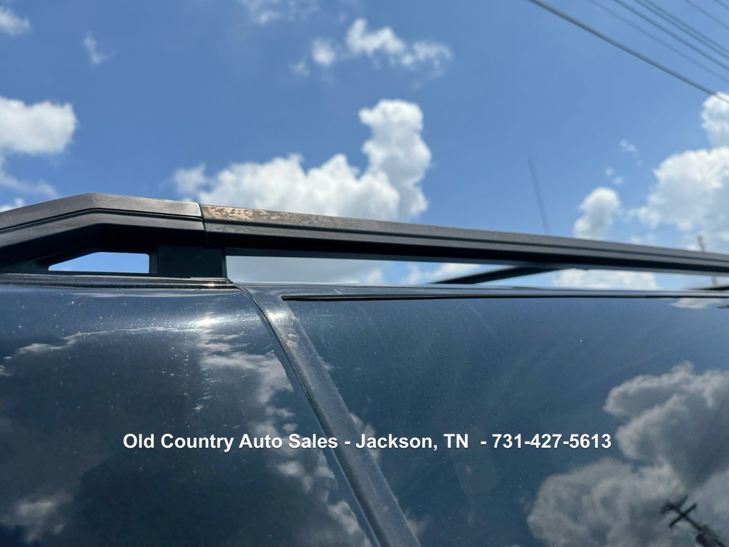 1997 Chevrolet Tahoe Image 30