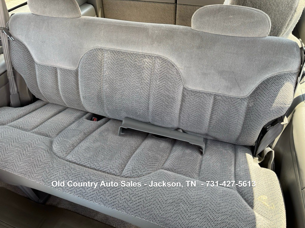 1997 Chevrolet Tahoe Image 31