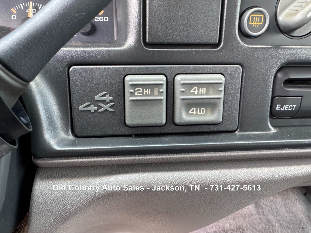 1997 Chevrolet Tahoe Image 50