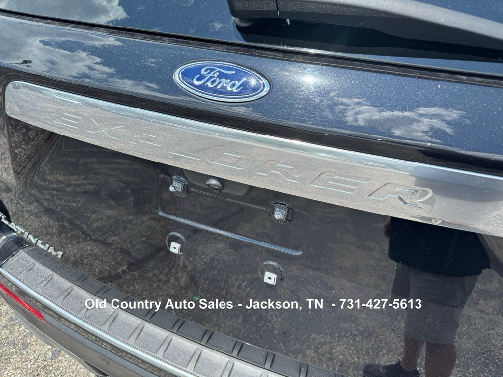 2020 Ford Explorer Image 9