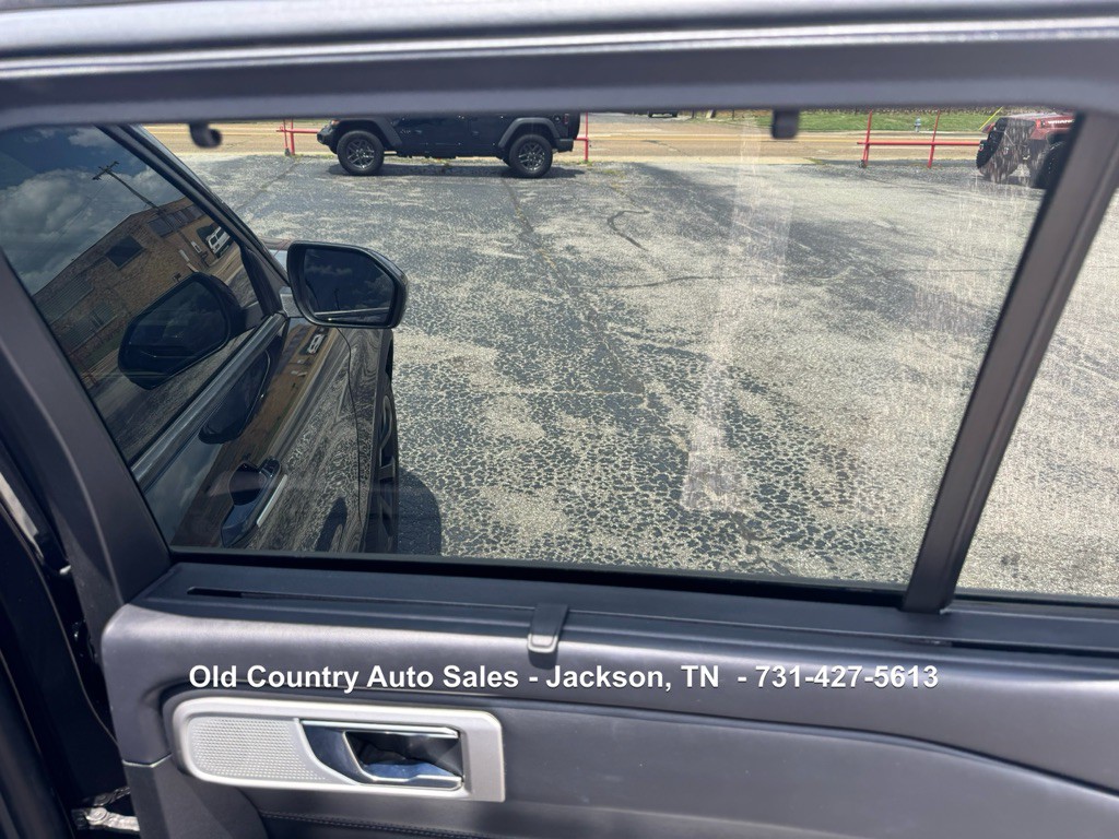 2020 Ford Explorer Image 21