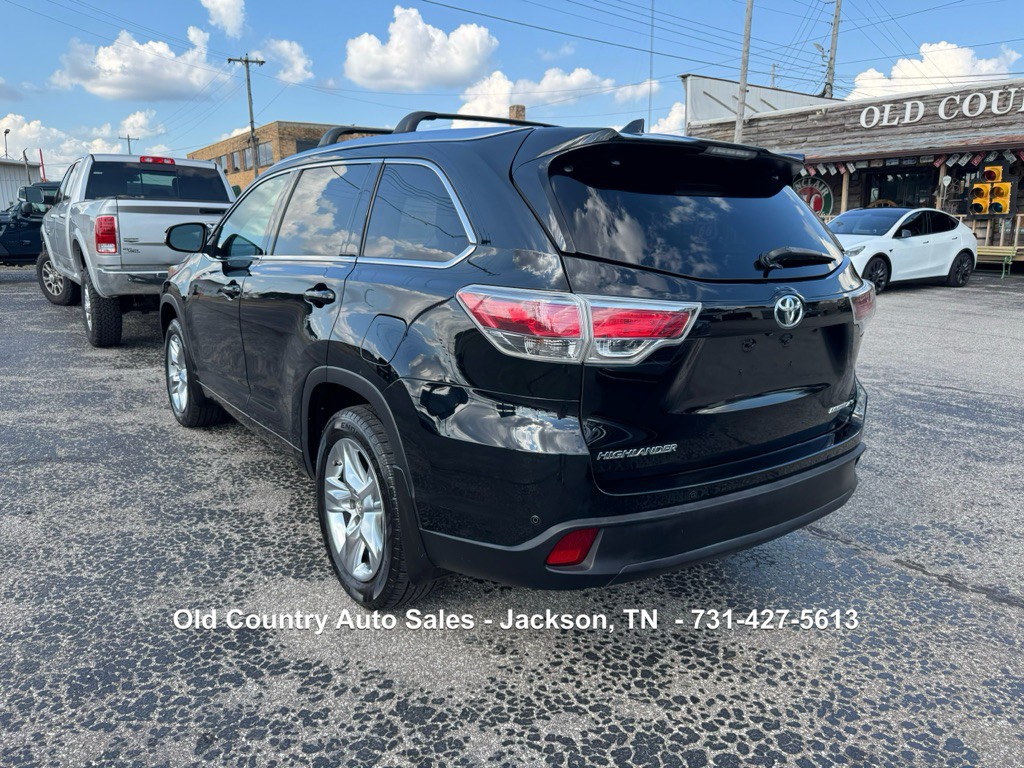 2015 Toyota Highlander Image 8