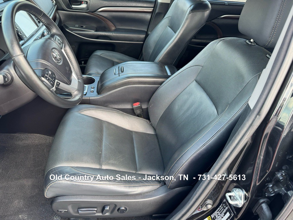 2015 Toyota Highlander Image 31