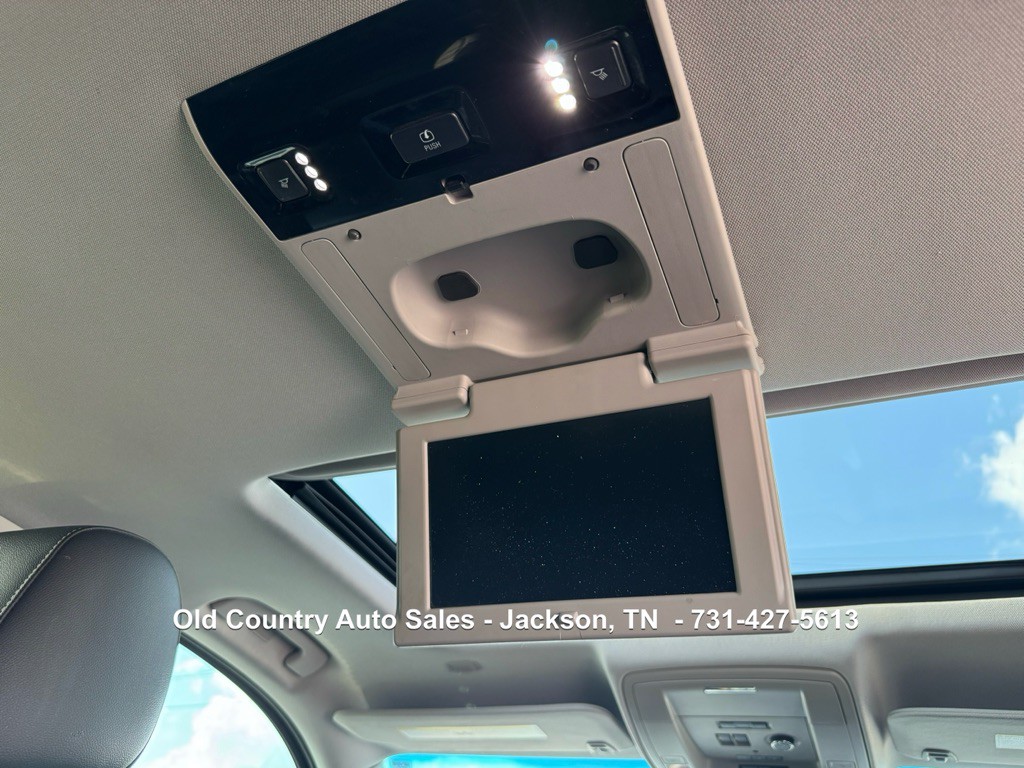2015 Chevrolet Tahoe Image 16