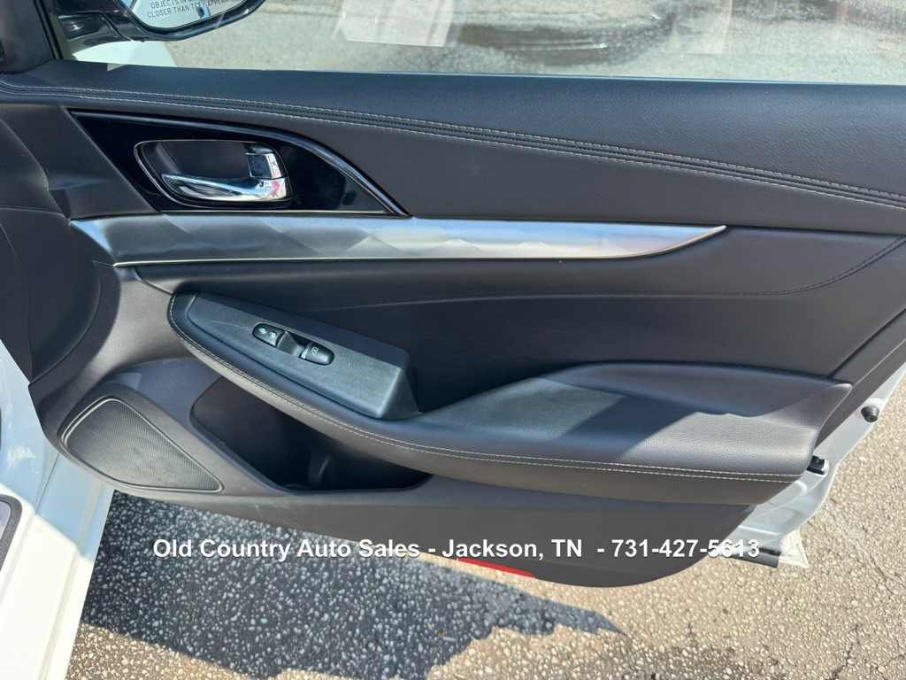 2020 Nissan Maxima Image 16