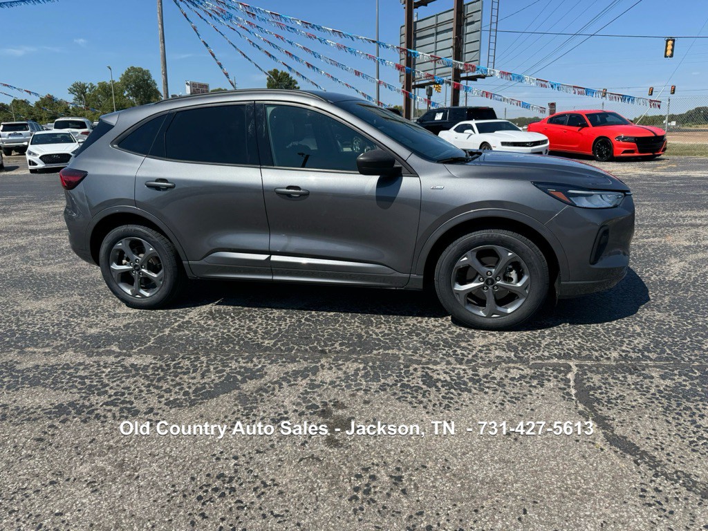 2023 Ford Escape Image 5