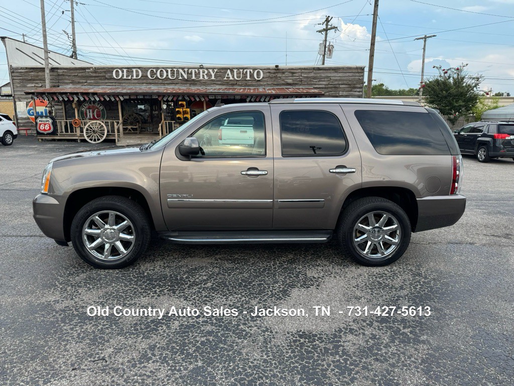 2013 GMC Yukon Image 1