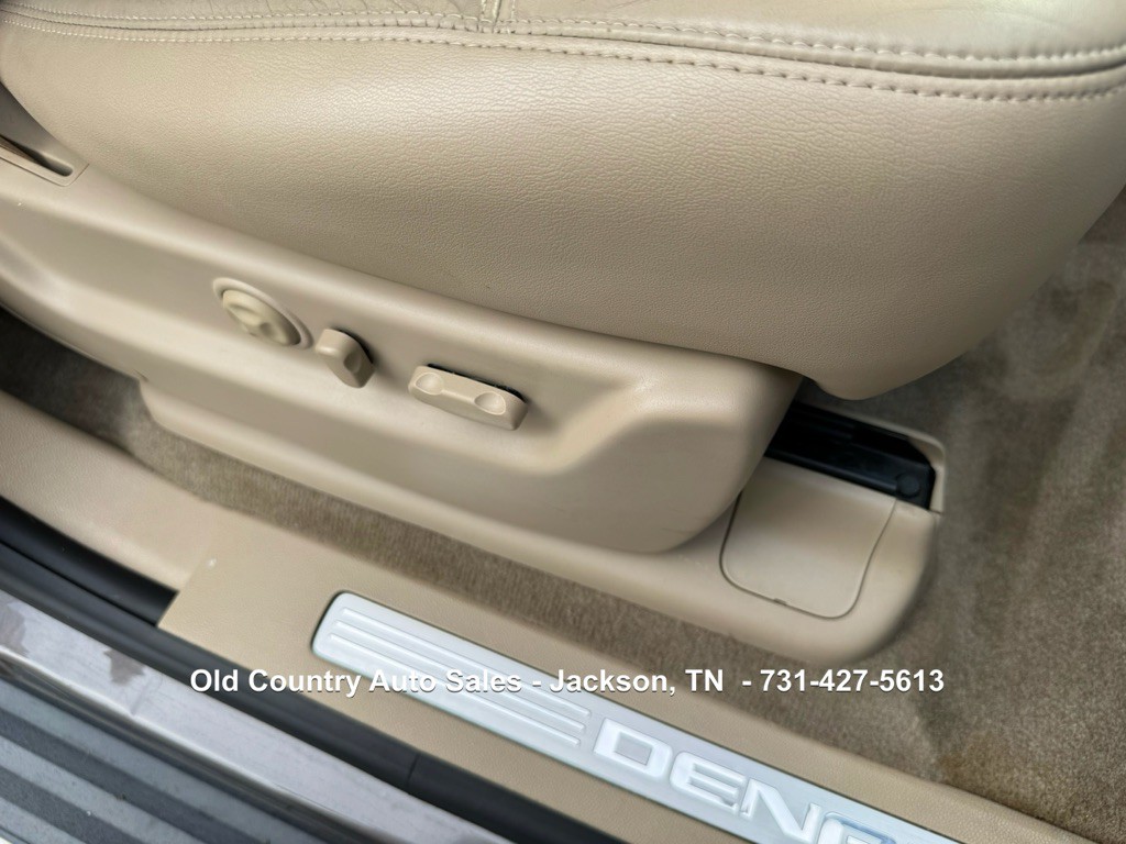 2013 GMC Yukon Image 35